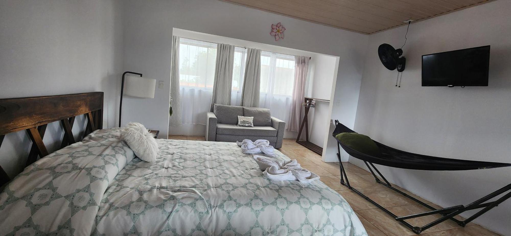 Alojamientos N&S La Fortuna Habitación foto